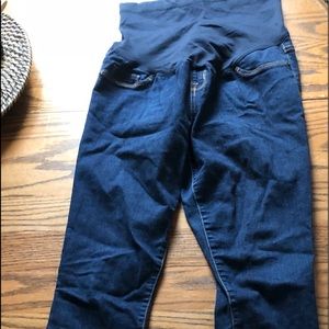 Maternity skinny jeans